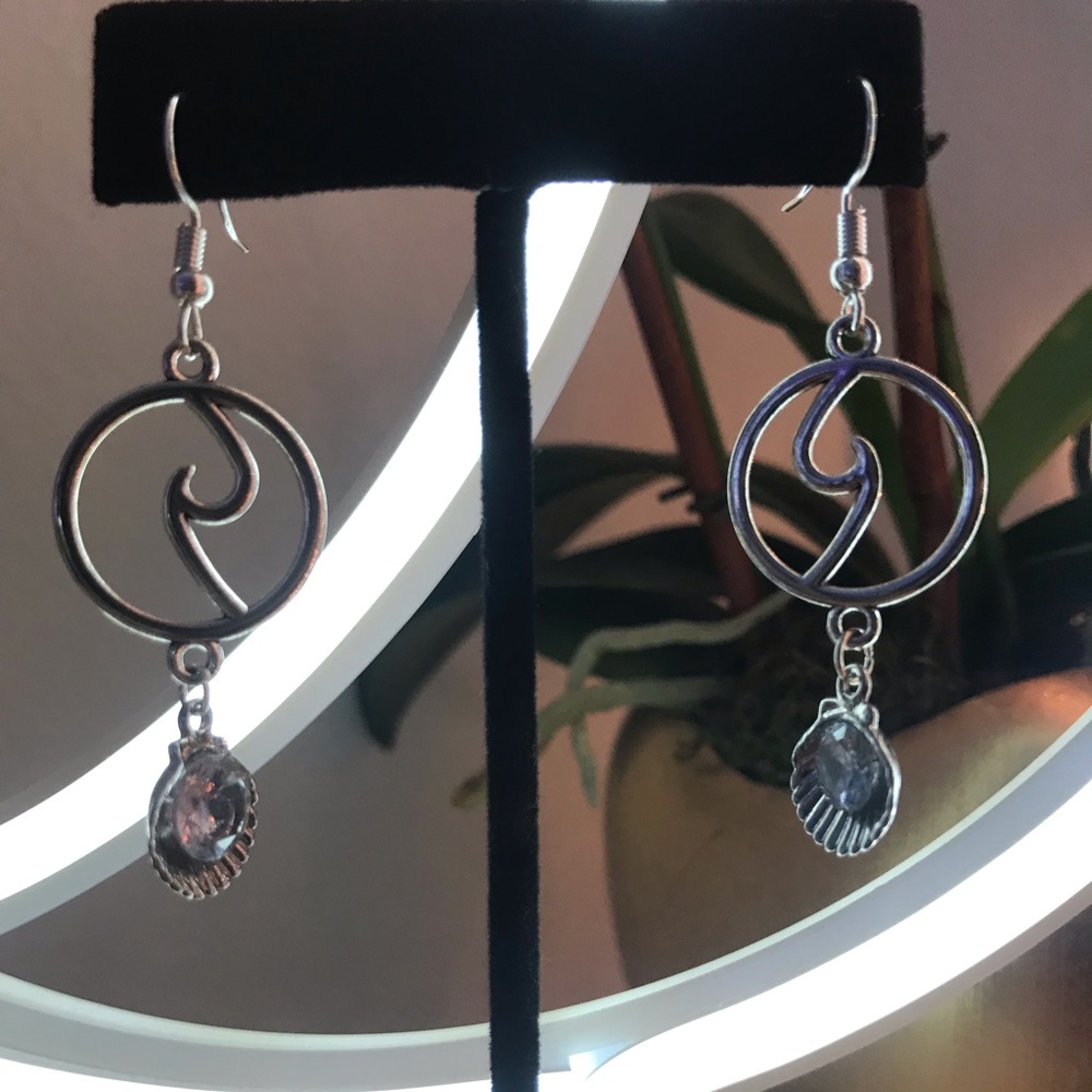 Wave earings